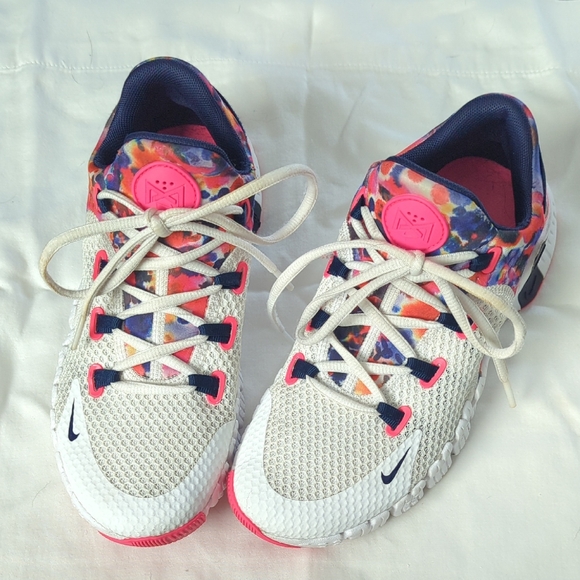 Nike Shoes - Nike Women's Free Metcon 4 'Paint Smudge